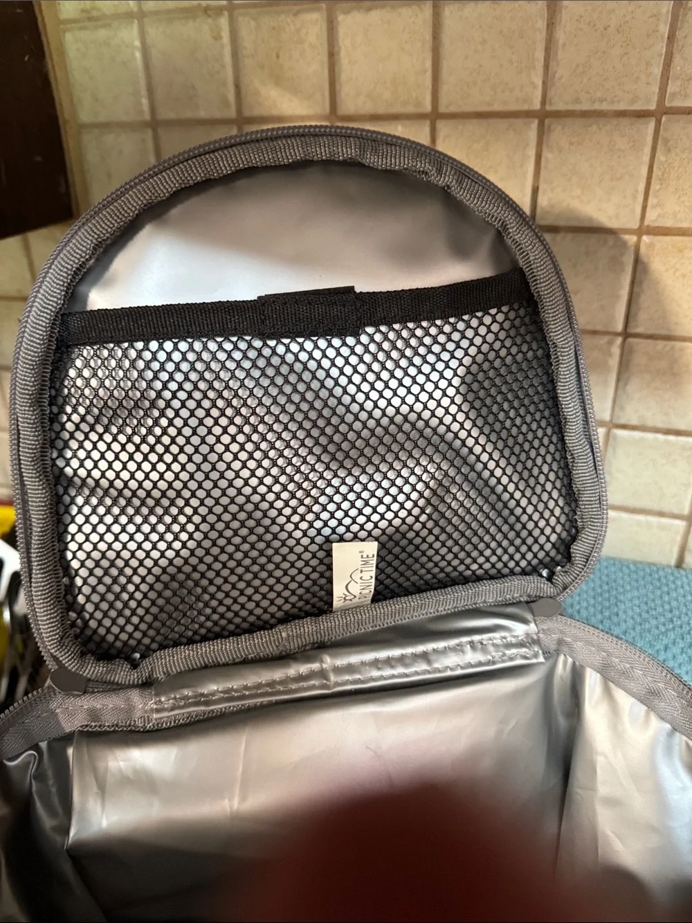 NFL Black and Gray Raiders PTX Backpack Cooler Fully Insulated Hold 20 Cans NWT